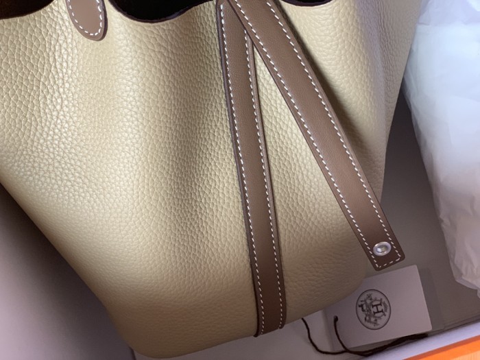 Handbags Hermes Picotin size:18 cm