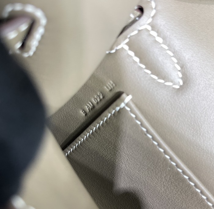 Handbags Hermes Kelly size:22 cm