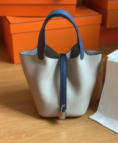 Handbags Hermes Picotin size:18 cm