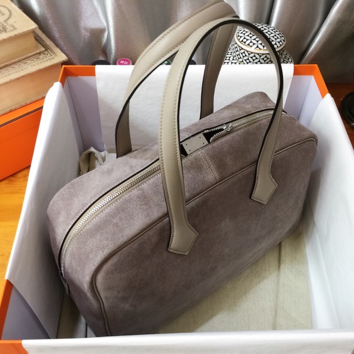 Handbags Hermes H Victoria