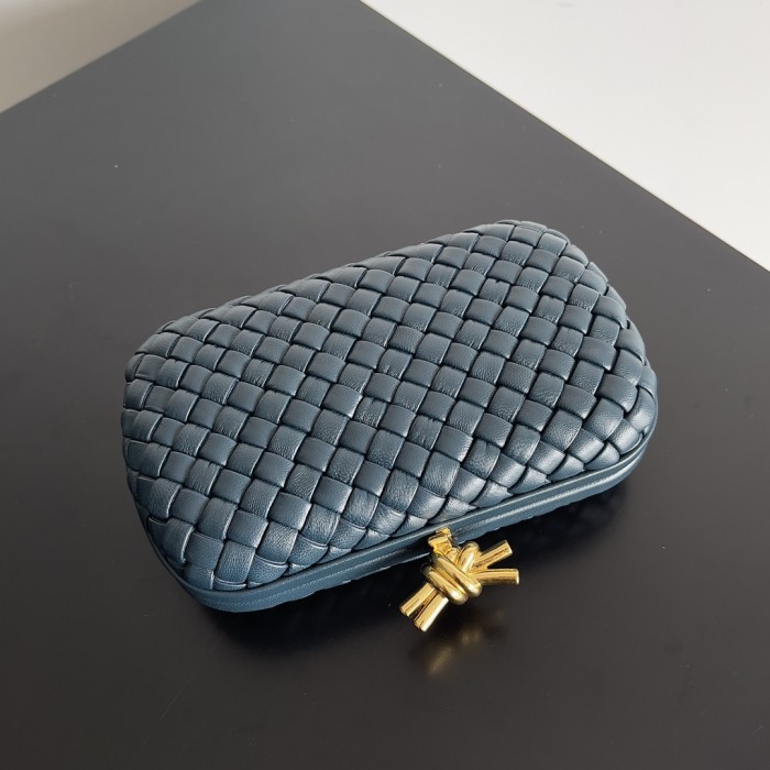 handbags Bottega Veneta 717622 size:20.5*6*12.5