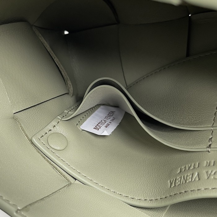 handbags Bottega Veneta 730543 size:23*6.5*16cm