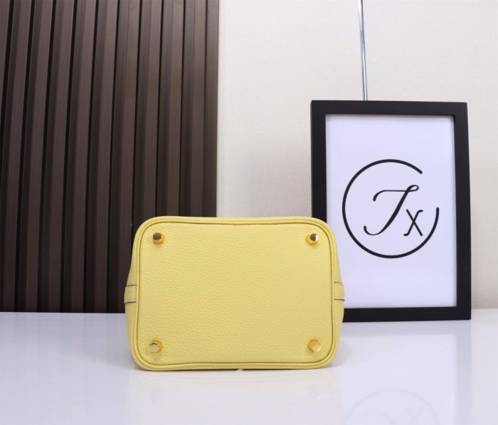 Handbags Hermes Picotin size:18/22 cm