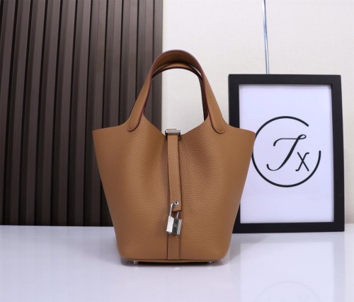 Handbags Hermes Picotin size:18/22 cm