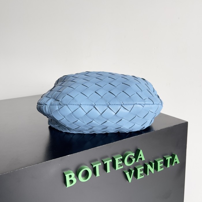 handbags Bottega Veneta The pouch size:22*12*7