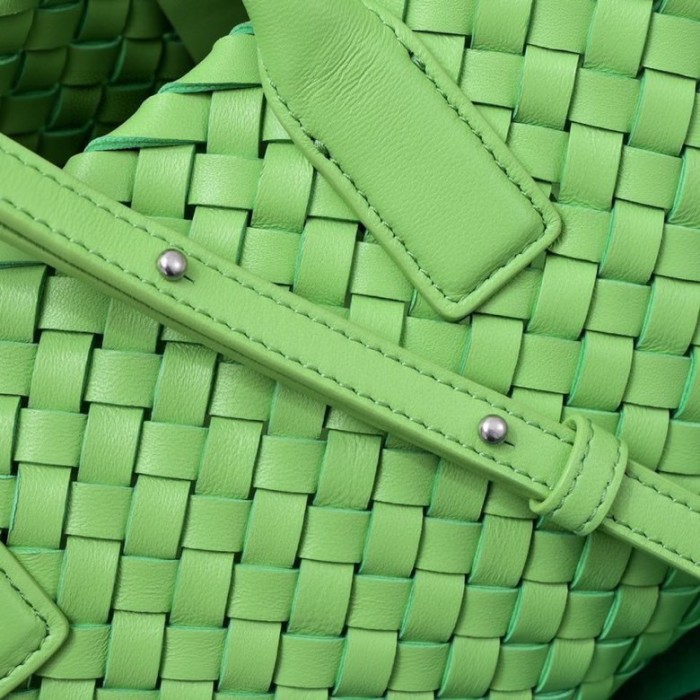 handbags Bottega Veneta 5211# SIZE:20*16*13CM