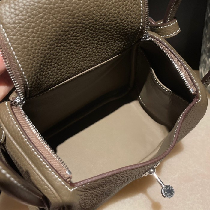 Handbags Hermes Mini Lindy size:18 cm