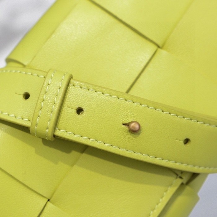 handbags Bottega Veneta 6815 size:17.5*9.5*5cm