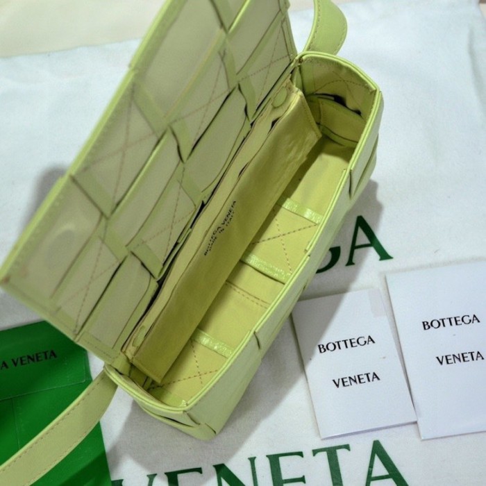 handbags Bottega Veneta 6815# size:17.5*9.5*5cm