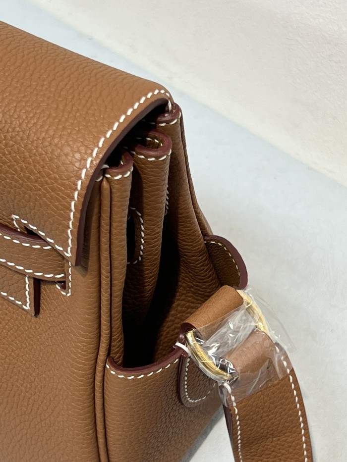 Handbags Hermes to go