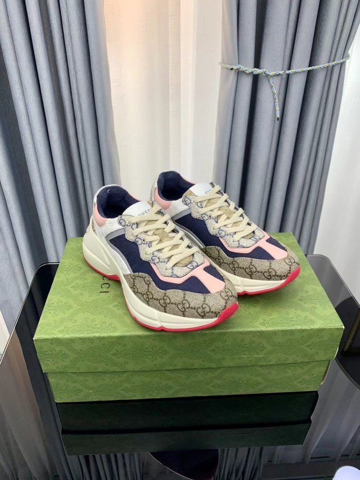 Gucci LACE-UP SNEAKER pink