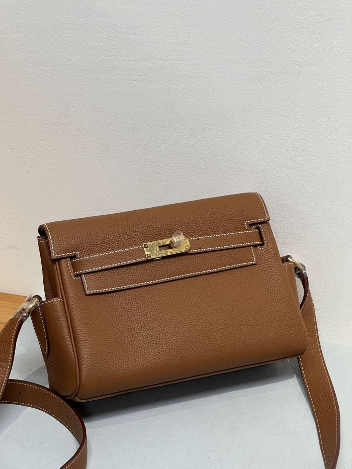 Handbags Hermes to go