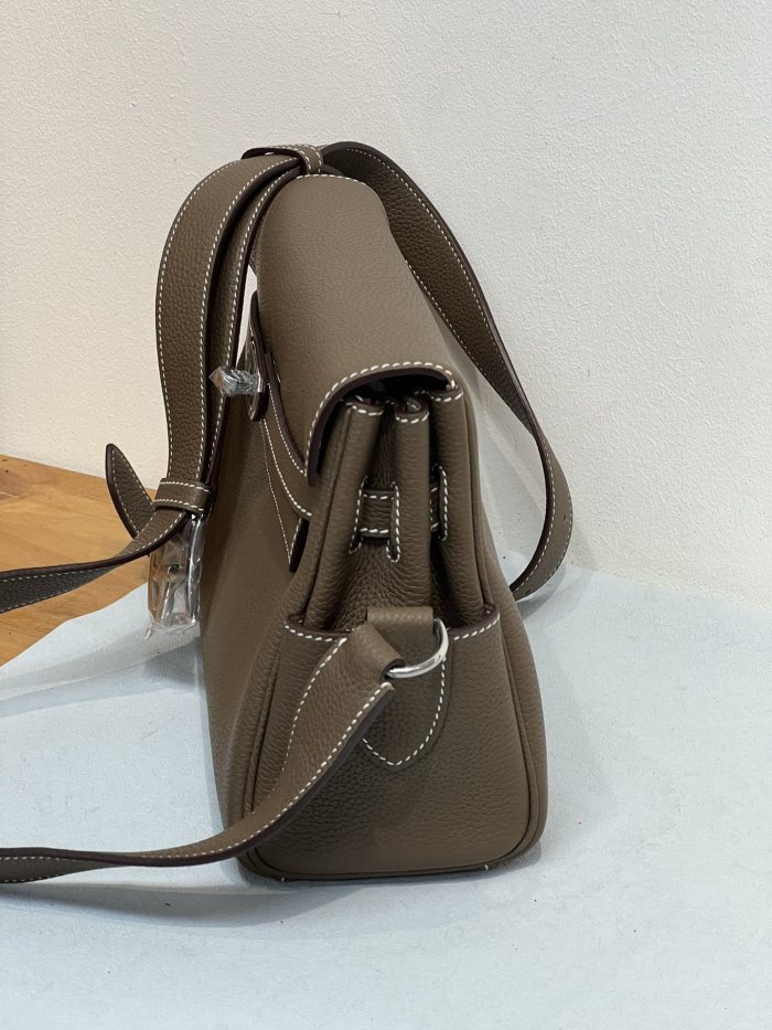 Handbags Hermes to go