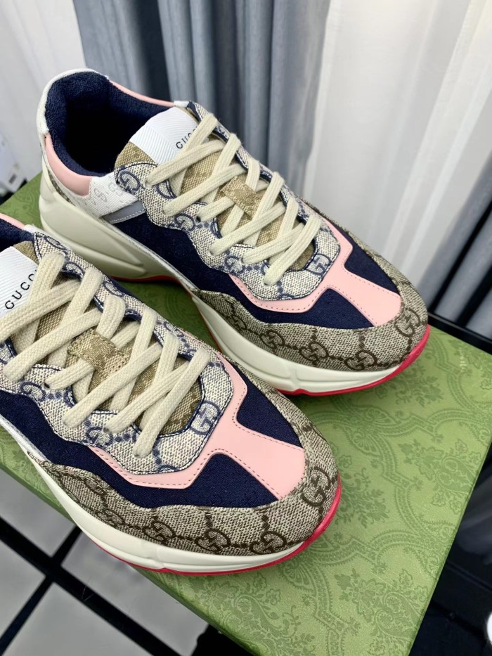 Gucci LACE-UP SNEAKER pink