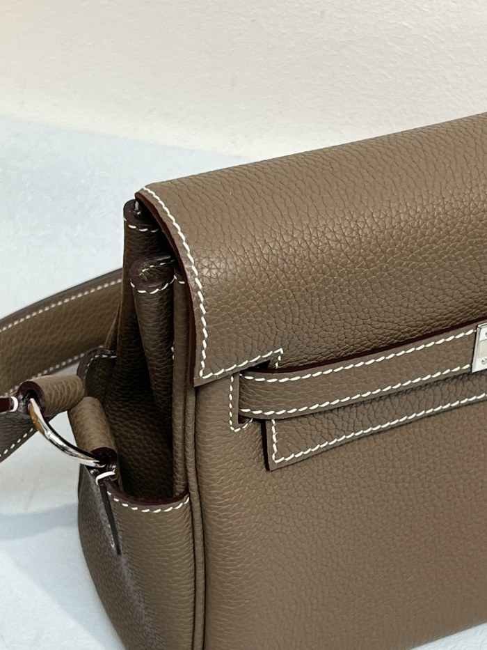 Handbags Hermes to go