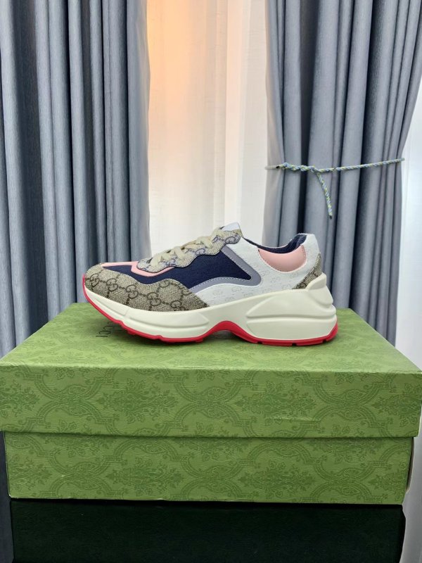 Gucci LACE-UP SNEAKER pink