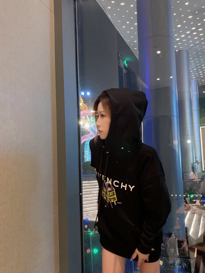 Clothes Givenchy 232