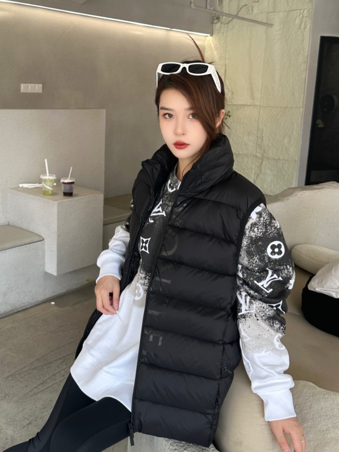 Clothes Moncler 56