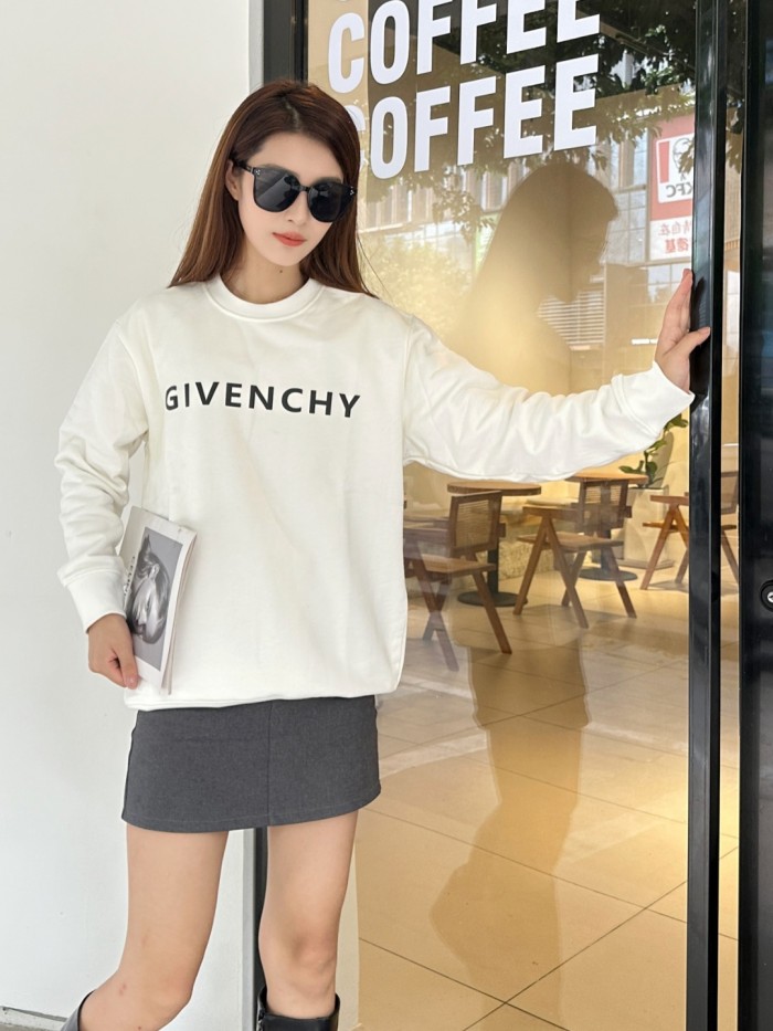 Clothes Givenchy 231