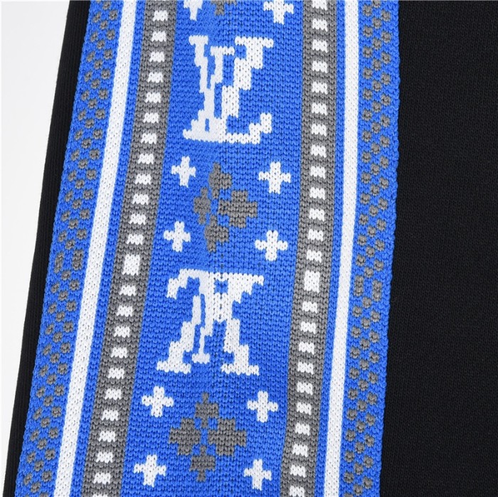 Clothes LOUIS VUITTON 892