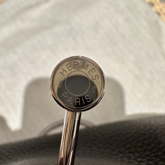 Handbags Hermes mini Lindy size:19 cm