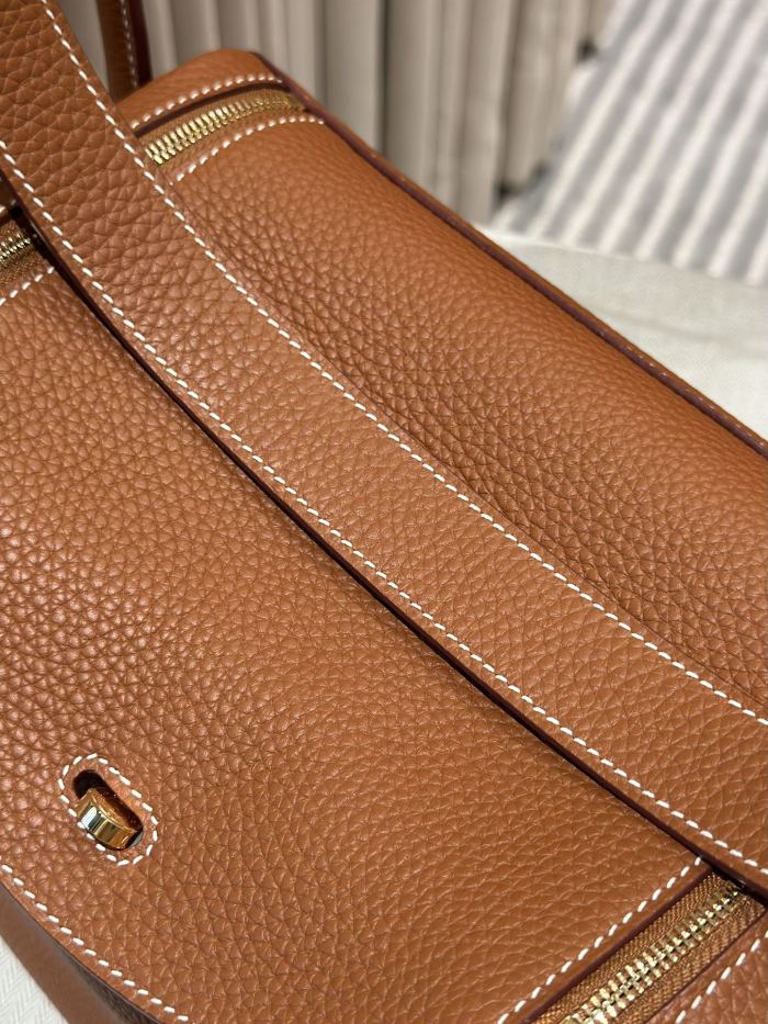 Handbags Hermes Lindy size:26 cm