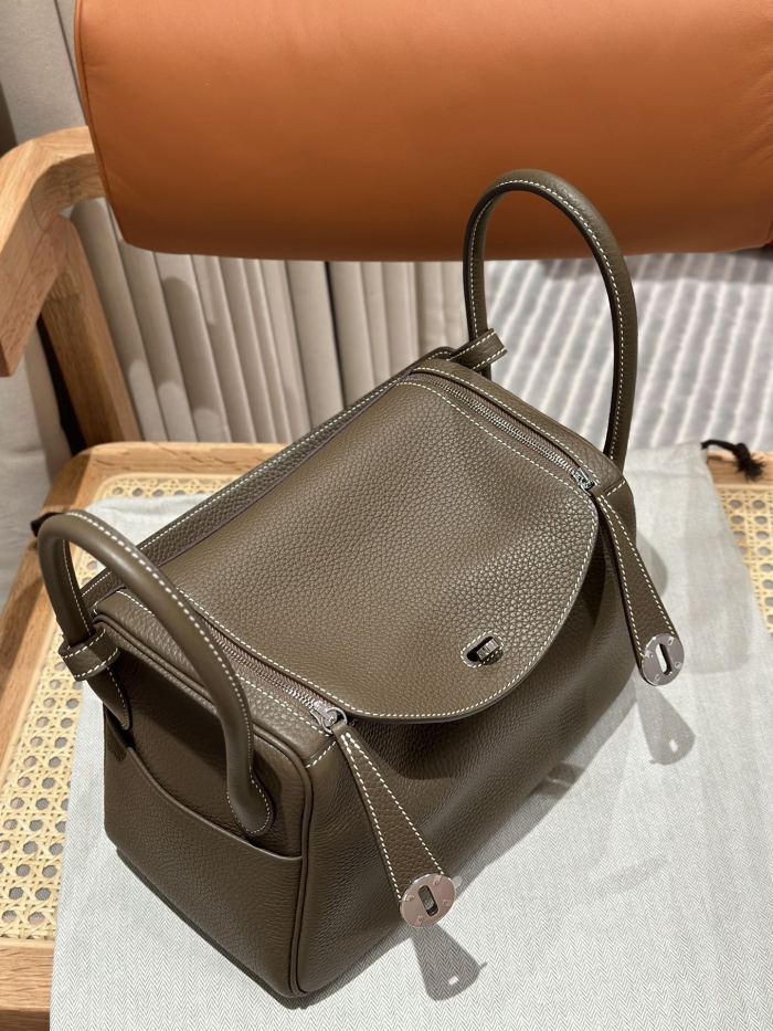 Handbags Hermes Lindy size:26 cm