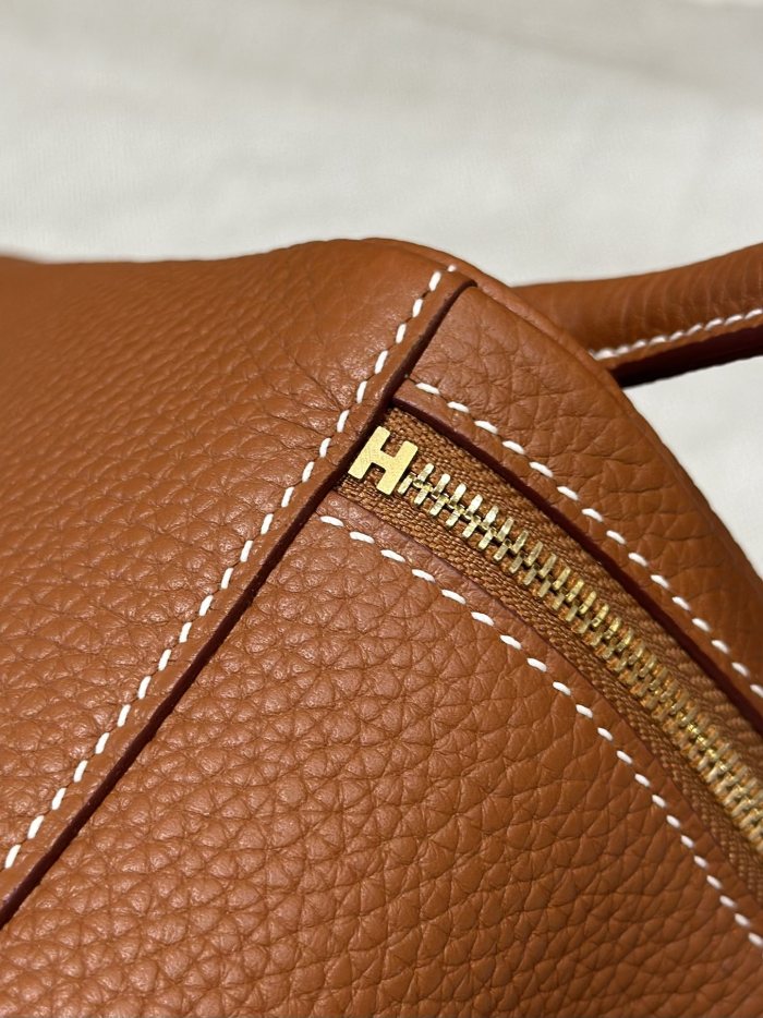 Handbags Hermes Lindy size:26 cm