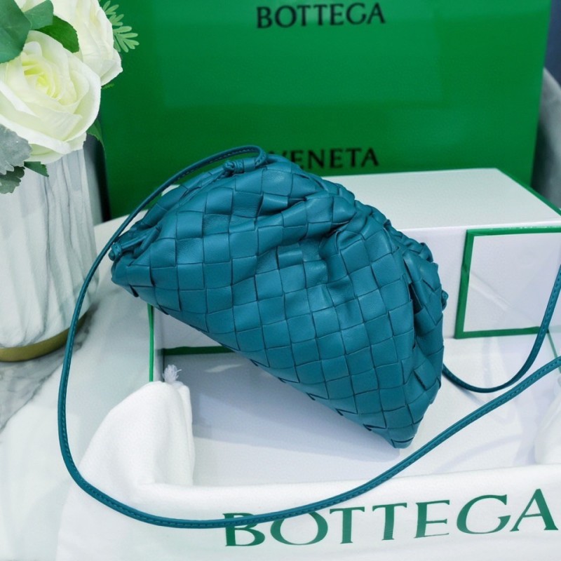 handbags Bottega Veneta The pouch size:23*13*8