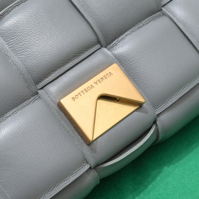 handbags Bottega Veneta 6677# size:20*7*12.5cm