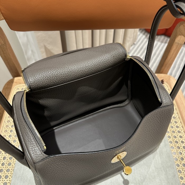 Handbags Hermes Lindy size:26 cm