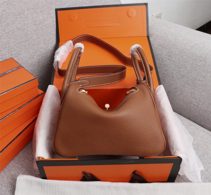 Handbags Hermes mini Lindy size:19 cm