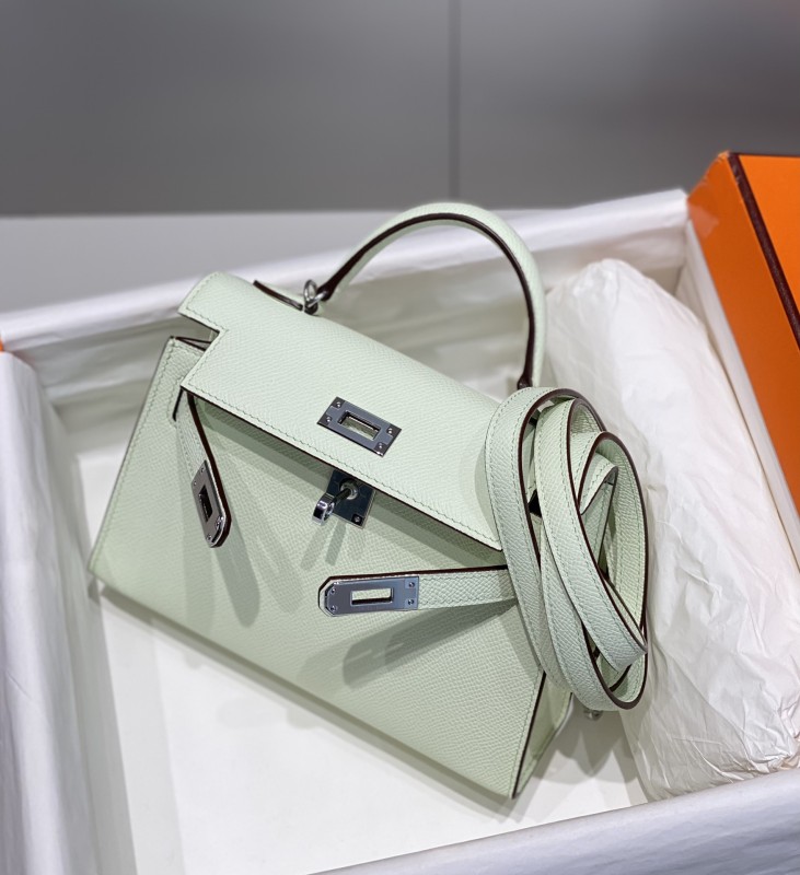 Handbags Hermes 𝗠𝗶𝗻𝗶 𝟎𝐒 size:19 cm