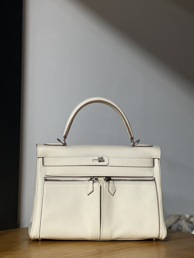 Handbags Hermes Lakis