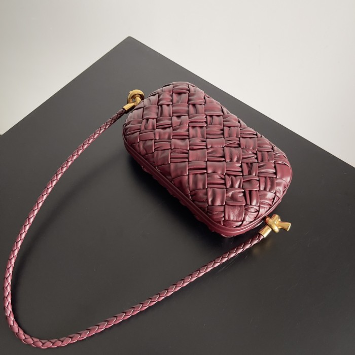 handbags Bottega Veneta 717623 size:20.5*6*12.5cm