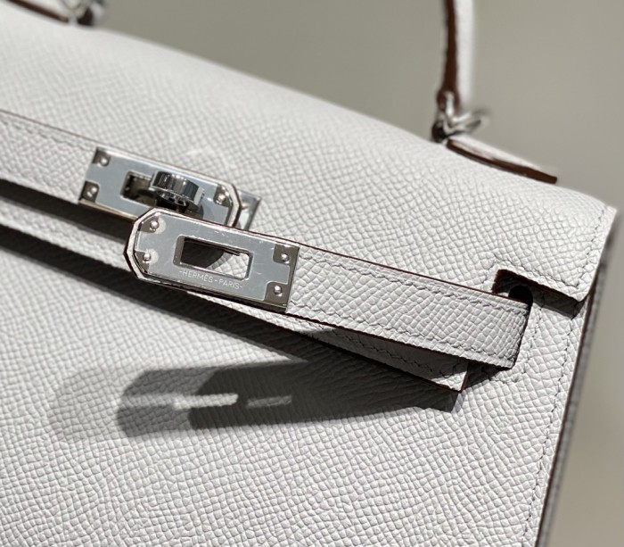 Handbags Hermes 𝗠𝗶𝗻𝗶 𝟎𝐒 size:19 cm