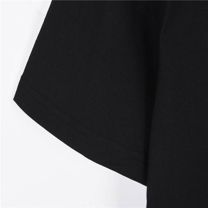 Clothes LOUIS VUITTON 904