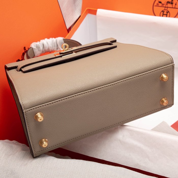 Handbags Hermes Kelly size:28 : 22 : 10 cm