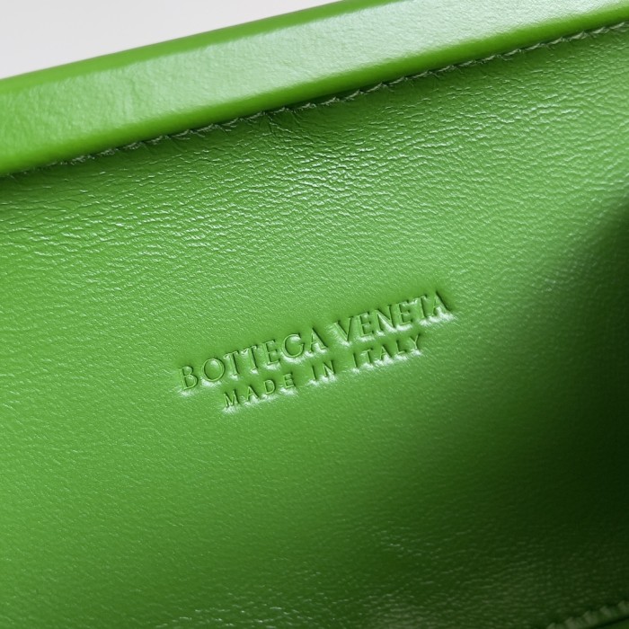 handbags Bottega Veneta 717623 size:20.5*6*12.5cm