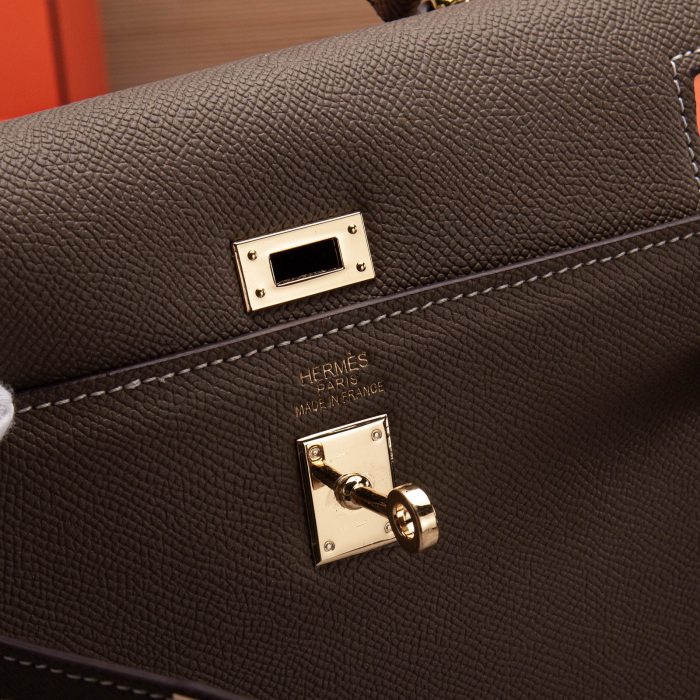 Handbags Hermes Kelly size:28 : 22 : 10 cm