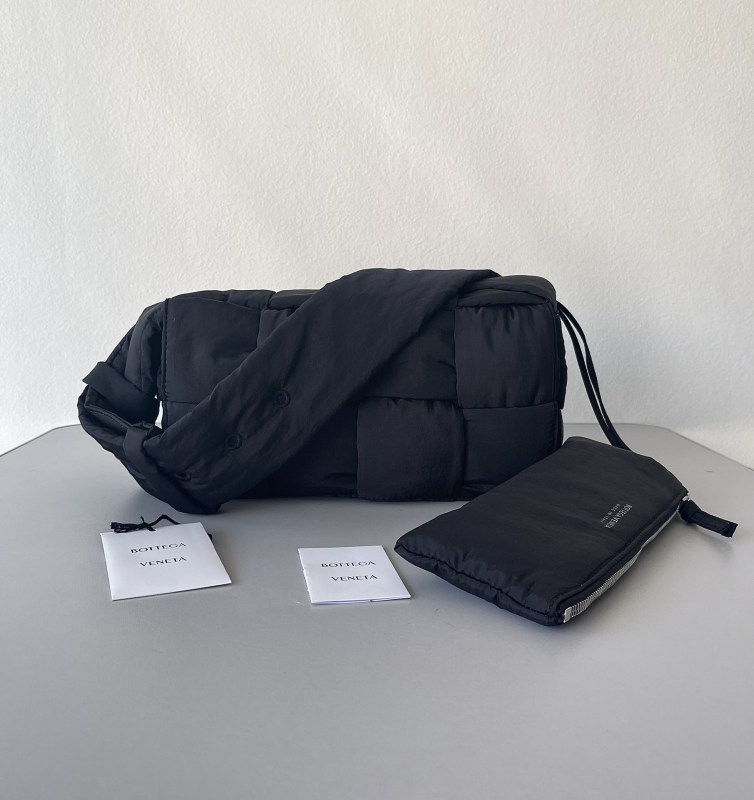 handbags Bottega Veneta 628951 size:32*19*14