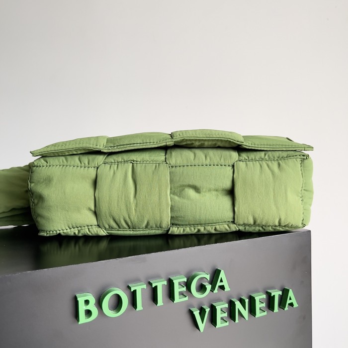 handbags Bottega Veneta 628951 size:32*19*14