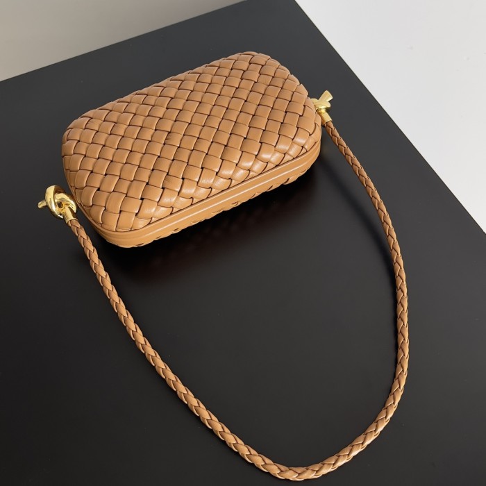 handbags Bottega Veneta 717623 size:20.5*6*12.5cm