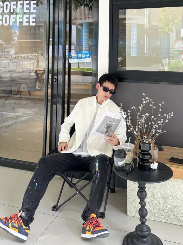 Clothes LOUIS VUITTON 901