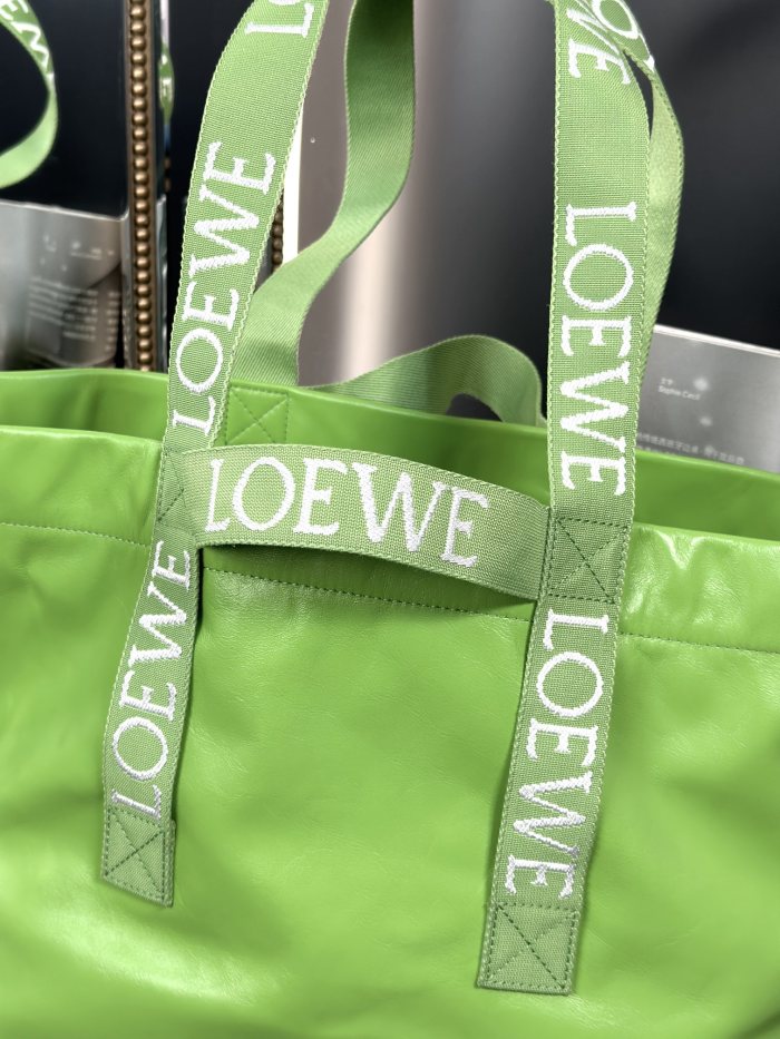 Handbags LOEWE 𝙁𝙤𝙡𝙙 𝙎𝙝𝙤𝙥𝙥𝙚𝙧 size:50×20×31 cm
