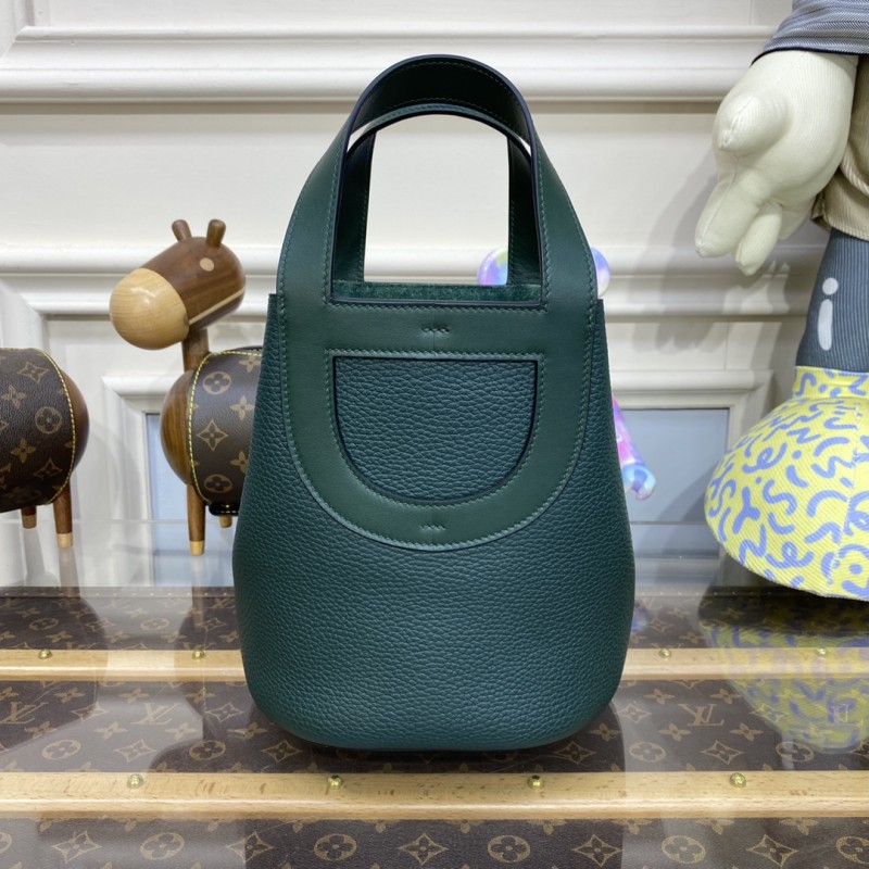 Handbags Hermes picotin size :18x2.5 x22 cm