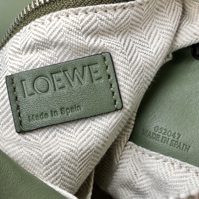 Handbags LOEWE Ykk size:24-10-16 cm