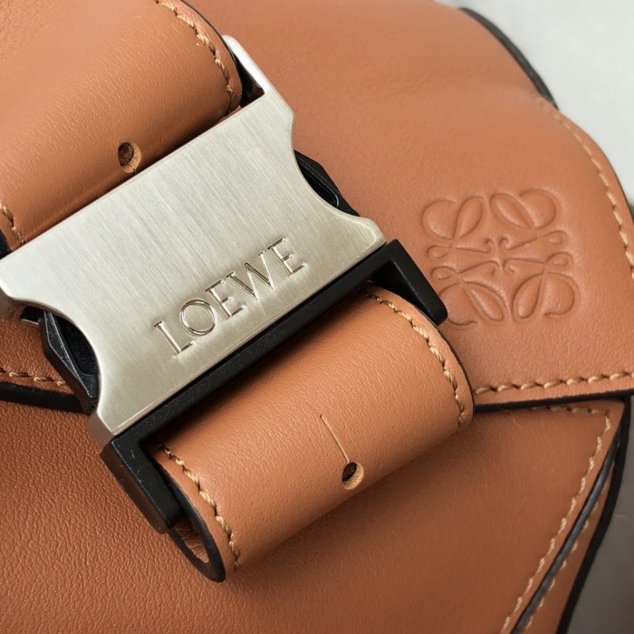 Handbags LOEWE Ykk size:24-10-16 cm