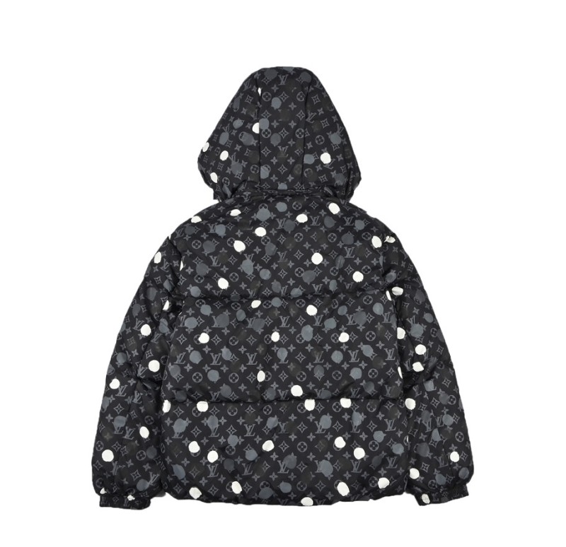 Clothes LOUIS VUITTON 907