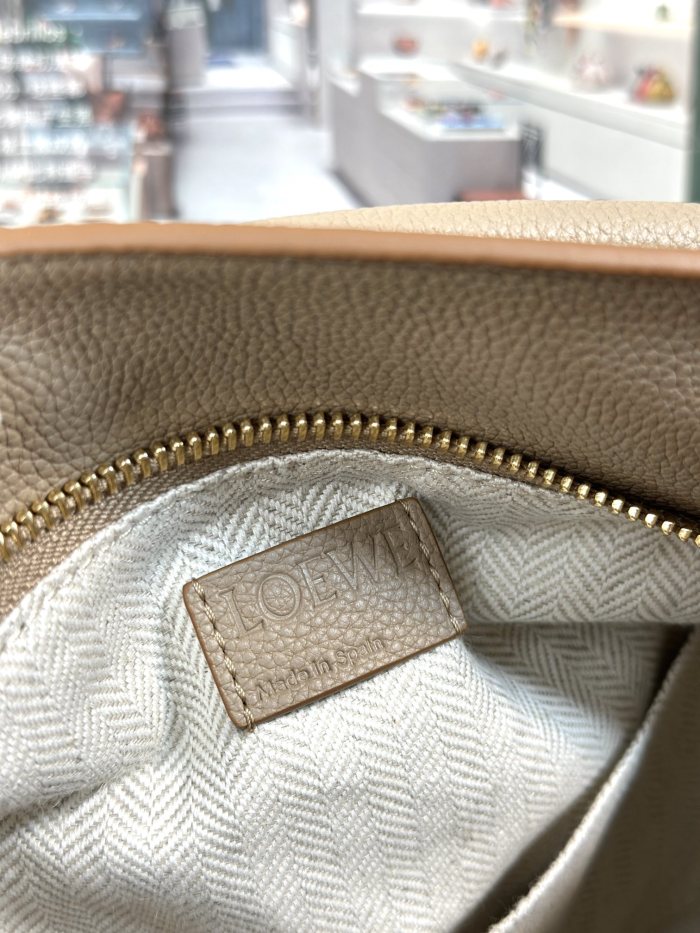 Handbags LOEWE Jonathan Anderson size:24-10.5-16 cm